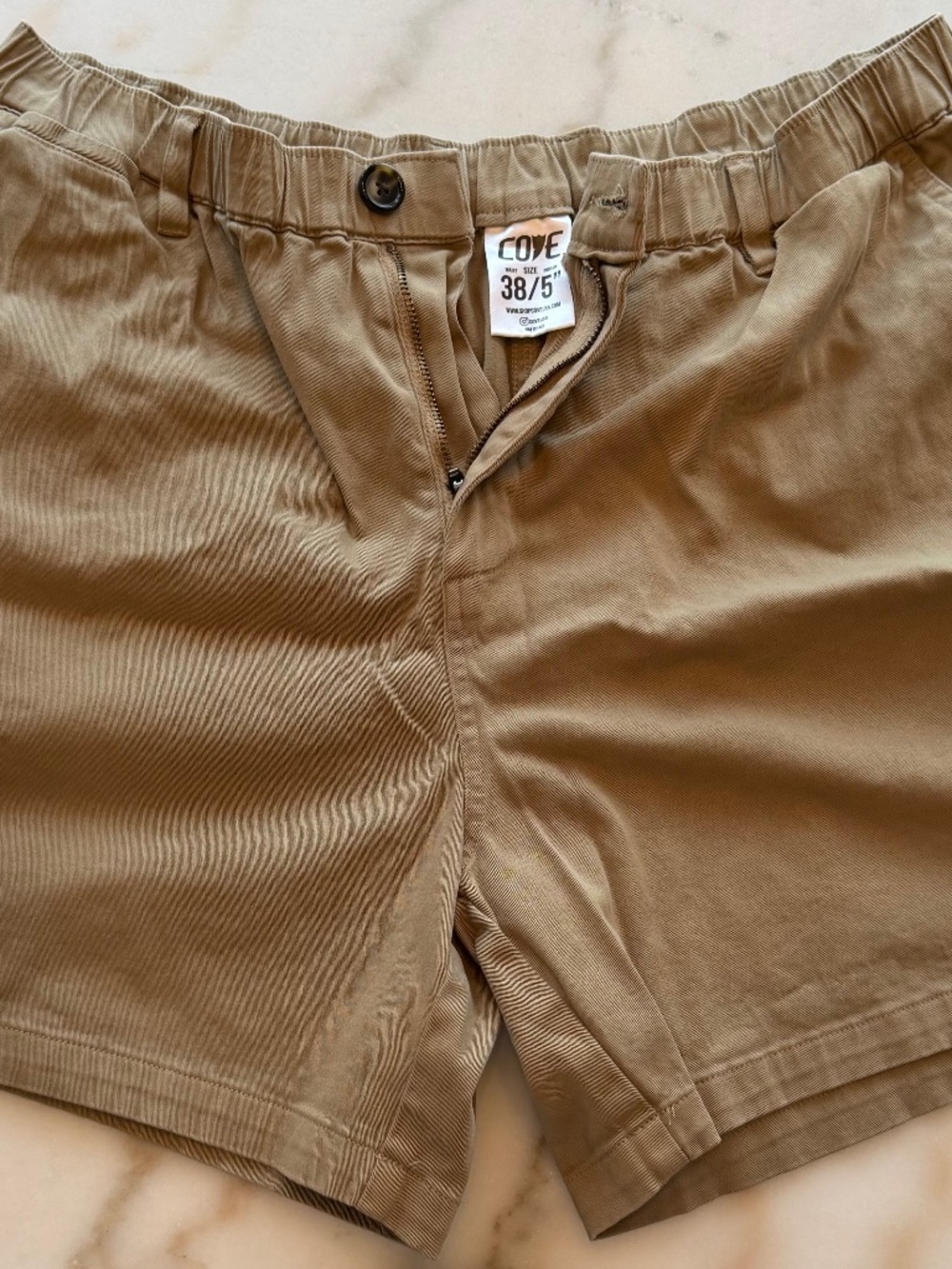 Cover / Tan / 5' 98% Cotton 2% Spandex Short w/ elastic waistband (Never Worn)